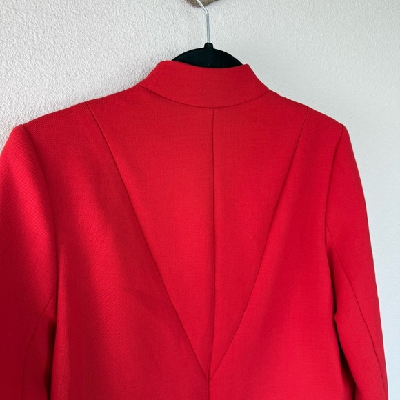 Sandro Red Notched Collar Open Structured Waist Length Boxy Blazer Women Size 8 - Picture 12 of 13